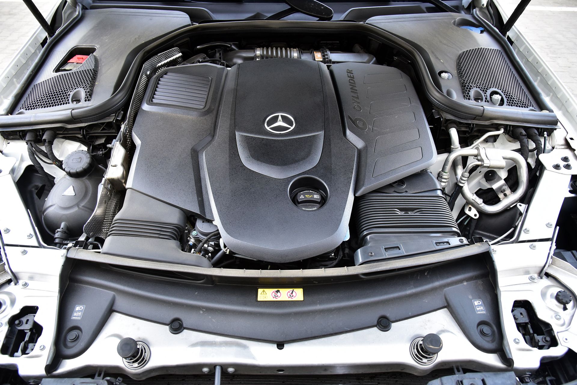 Mercedes CLS - silnik