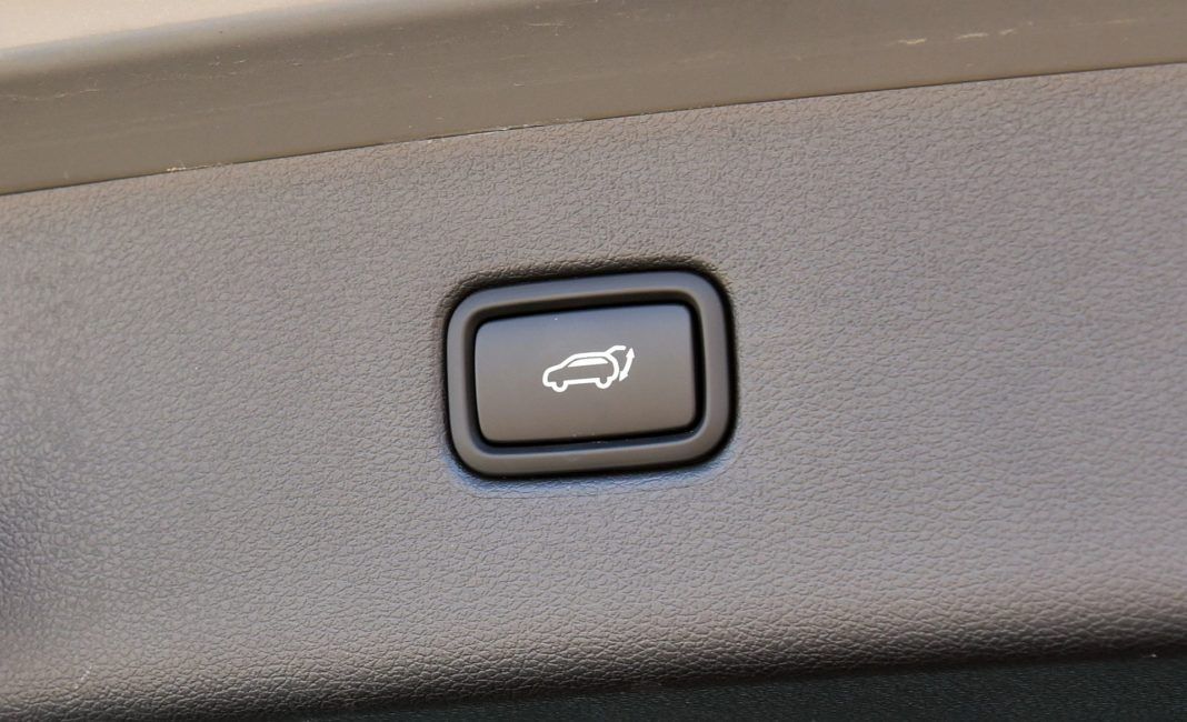 Hyundai Tucson 1.6 T-GDI - elektryczne otwieranie klapy