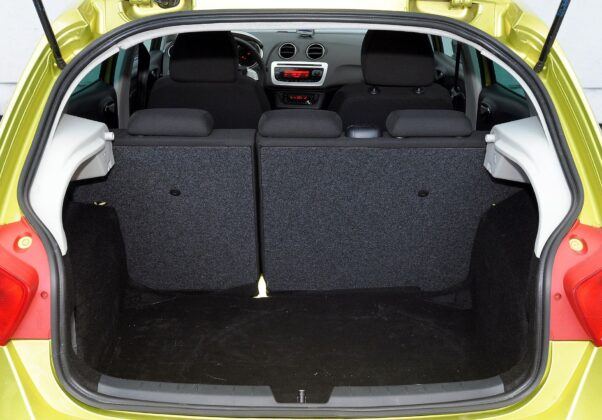 Seat Ibiza IV bagażnik (5)