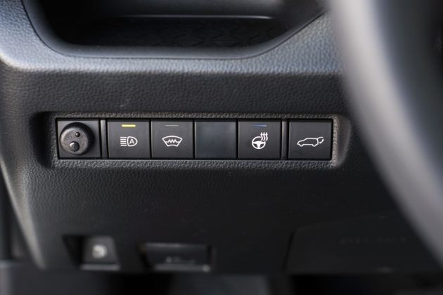 Toyota RAV4 Hybrid - przełączniki