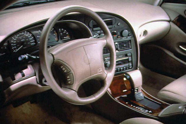 Oldsmobile Aurora (1995)
