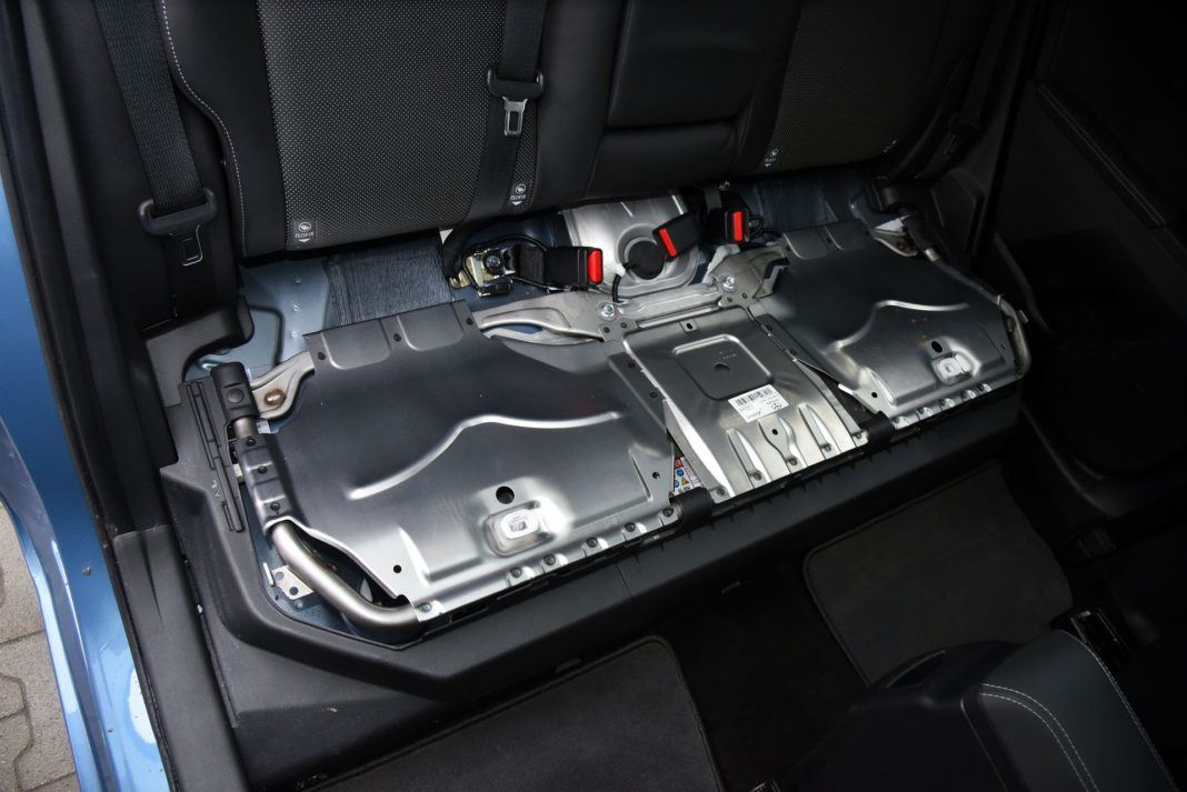 Toyota Auris TS Hybrid - akumulatory