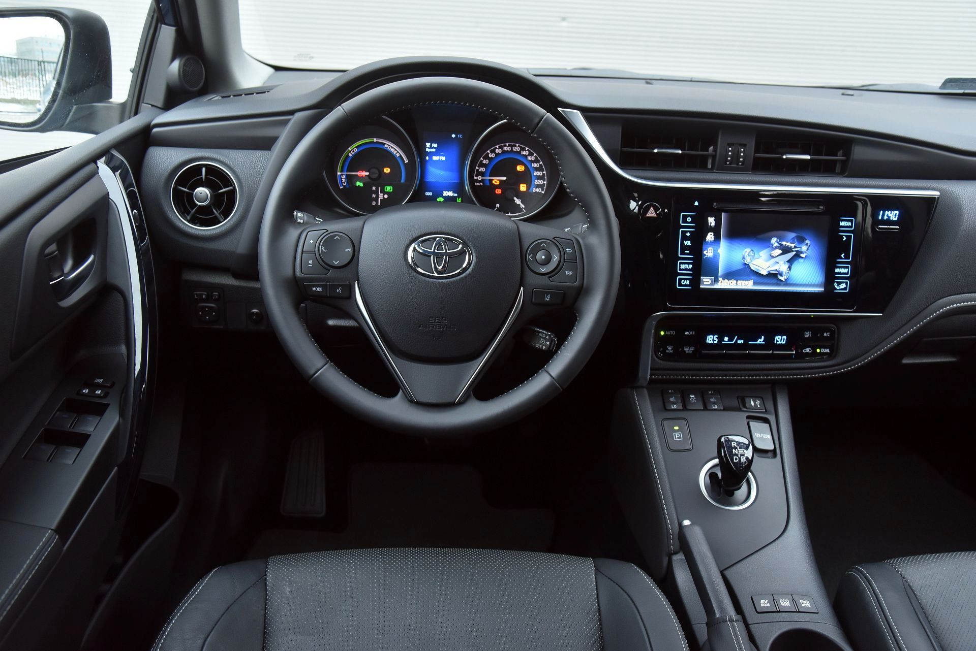 40 000 Kilometrów Toyotą Auris Ts Hybrid - Opinie, Test Długodystansowy