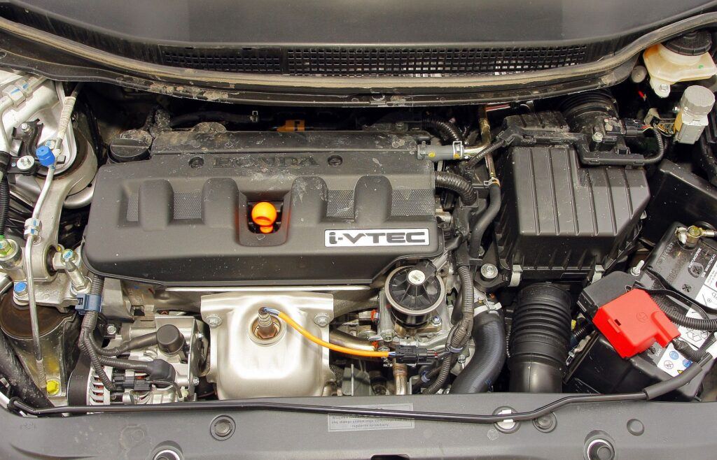 HONDA Civic VIII FL 1.8 i-VTEC 140KM 6MT WN93307 02-2009