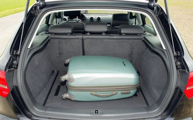 Audi A3 II (8P) bagażnik