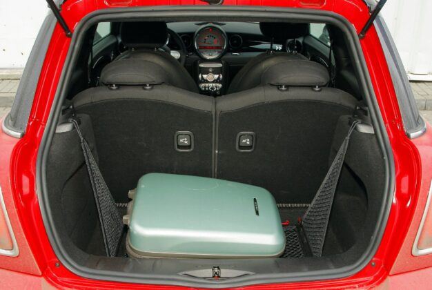 Mini One Cooper R56 bagażnik