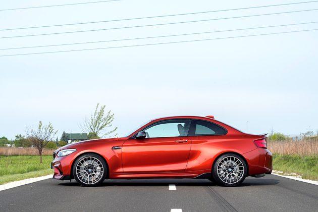 BMW M2 Competition – bok
