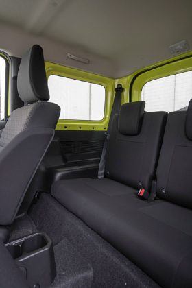Suzuki Jimny – fotele z tyłu
