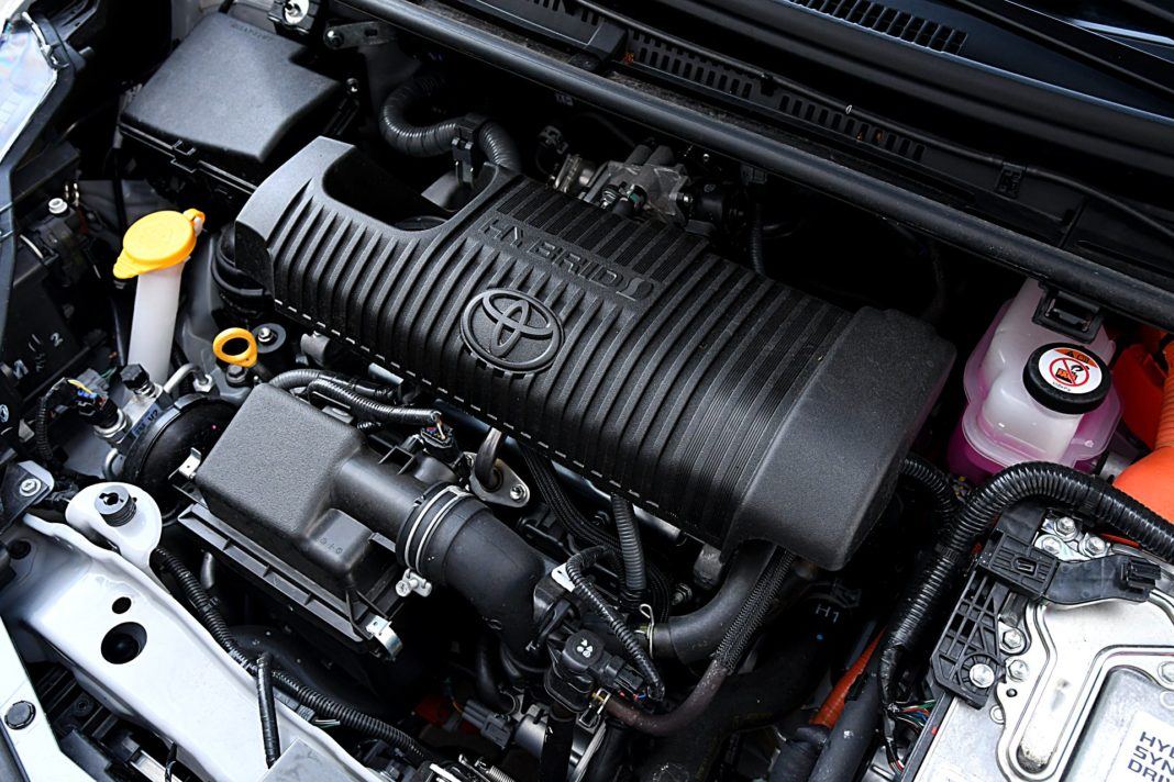 Toyota Yaris Hybrid GR Sport - silnik