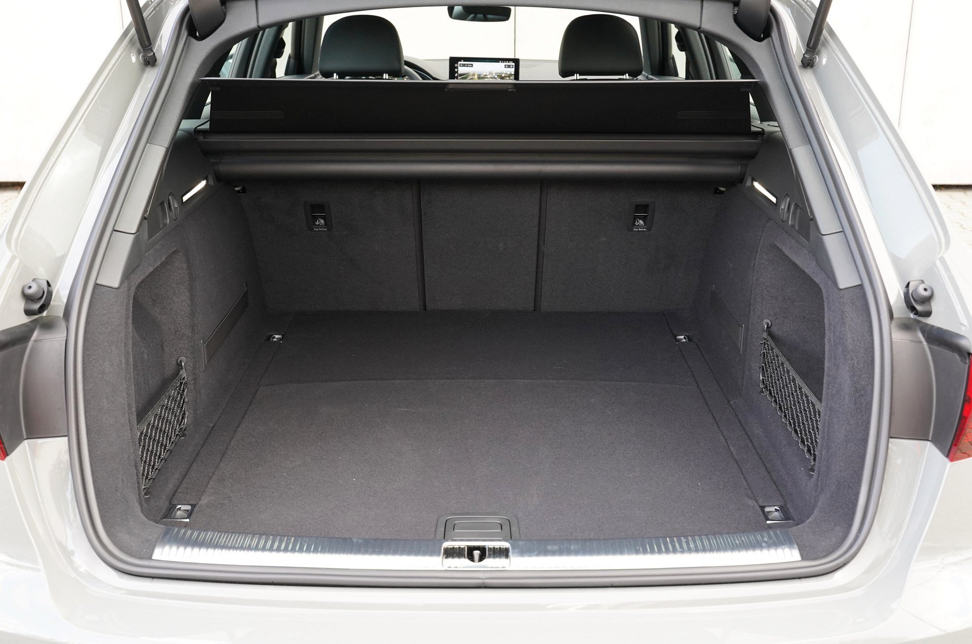 Audi A4 allroad quattro - bagażnik