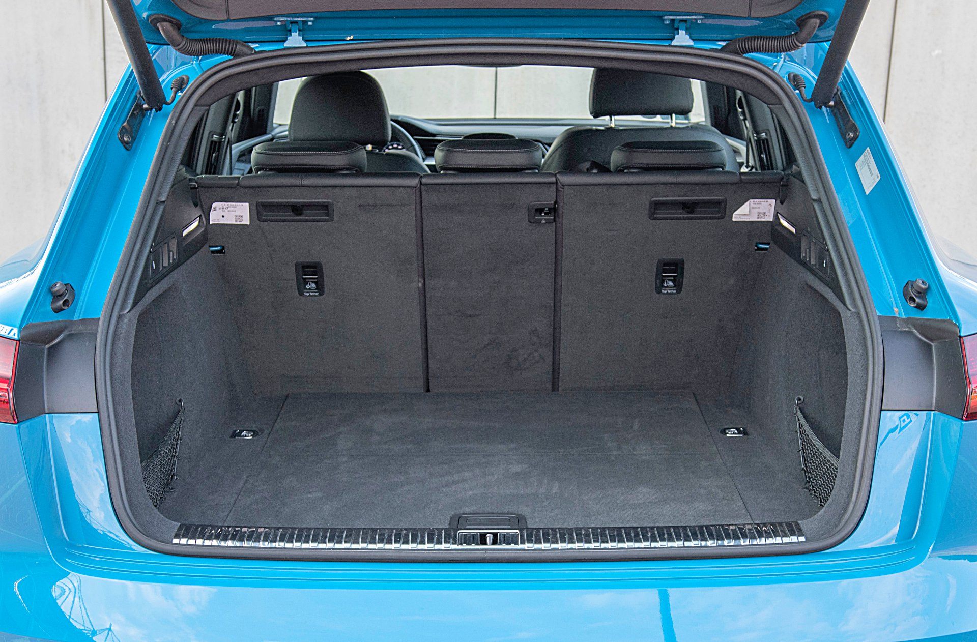 Audi e-tron 55 quattro advanced – bagażnik