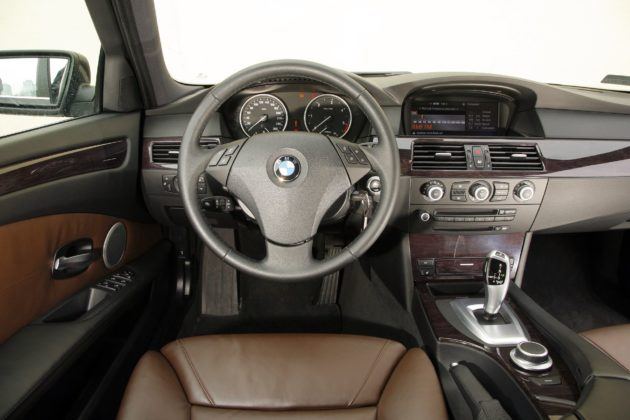 BMW serii 5 (E60)