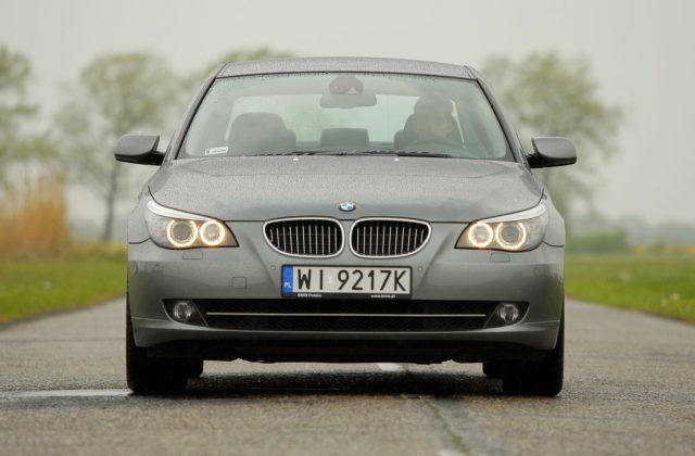BMW serii 5 (E60) - przód