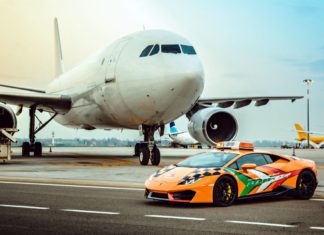 Lamborghini Huracan na lotnisku w Bolonii