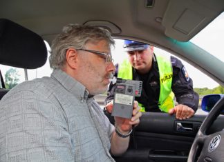 Ile można mieć promili w Polsce? Jakie są kary za jazdę pod wpływem alkoholu?