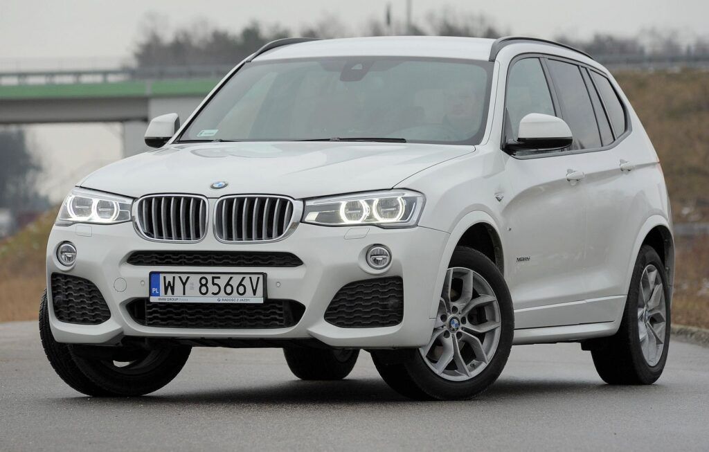 BMW X3 F25 FL xDrive30d M-Pakiet 3.0d R6 258KM 8AT WY8566V 01-2015