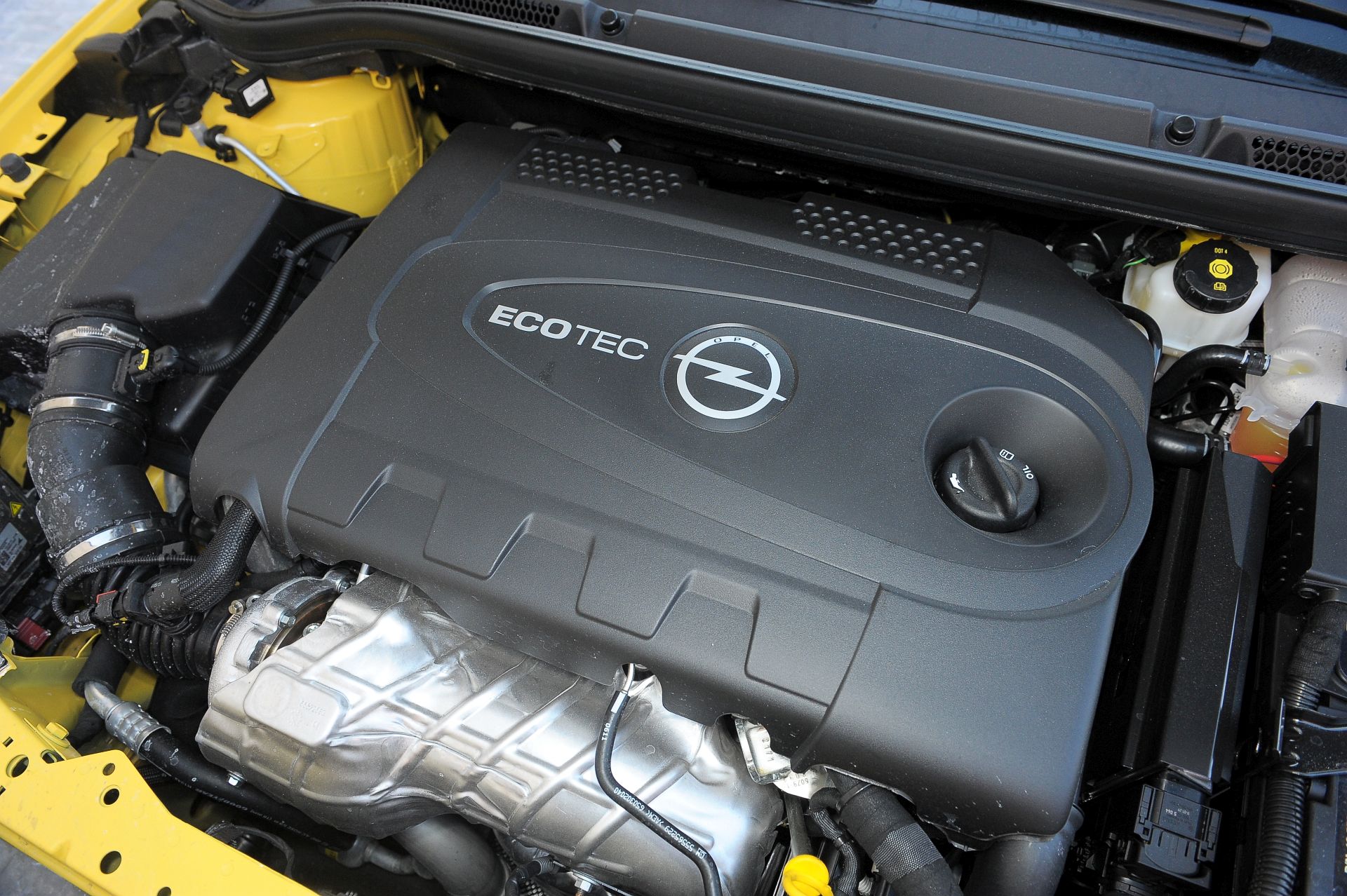 Używany Opel Astra J (20092016) który silnik wybrać?
