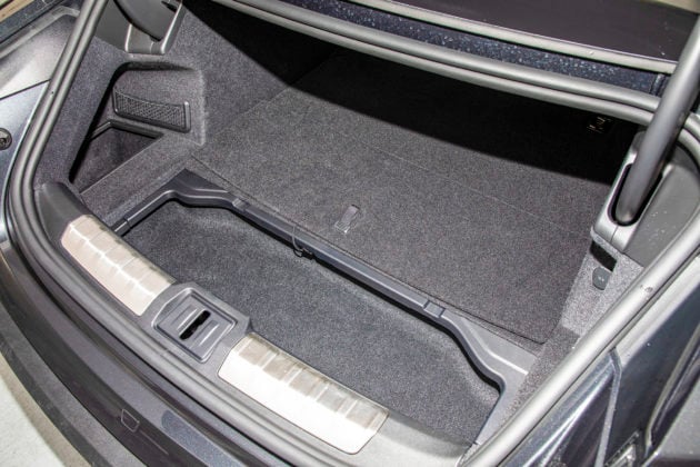 Tylny bagażnik z wnęką Porsche Taycan – Test Porsche Taycan Turbo