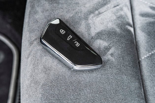 Volkswagen Golf 1.5 eTSI EVO DSG Style - kluczyk