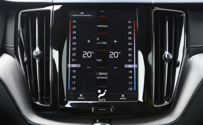 Volvo XC60 T8 Polestar Engineered (2020) - regulacja temperatury