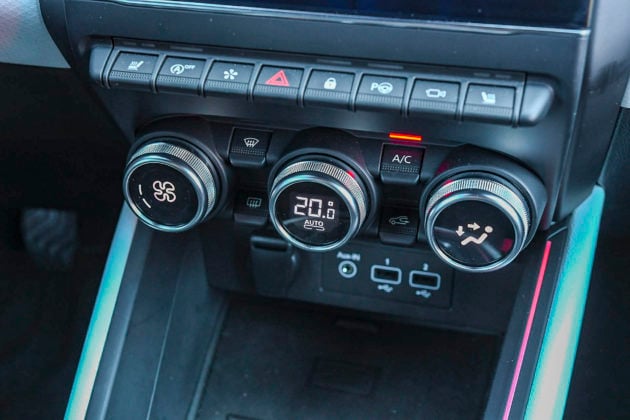Renault Clio - panel klimatyzacji