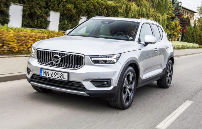 VOLVO XC40 T5 Inscription 2.0T 247KM 8AT Geartronic AWD WN6958L 10-2019