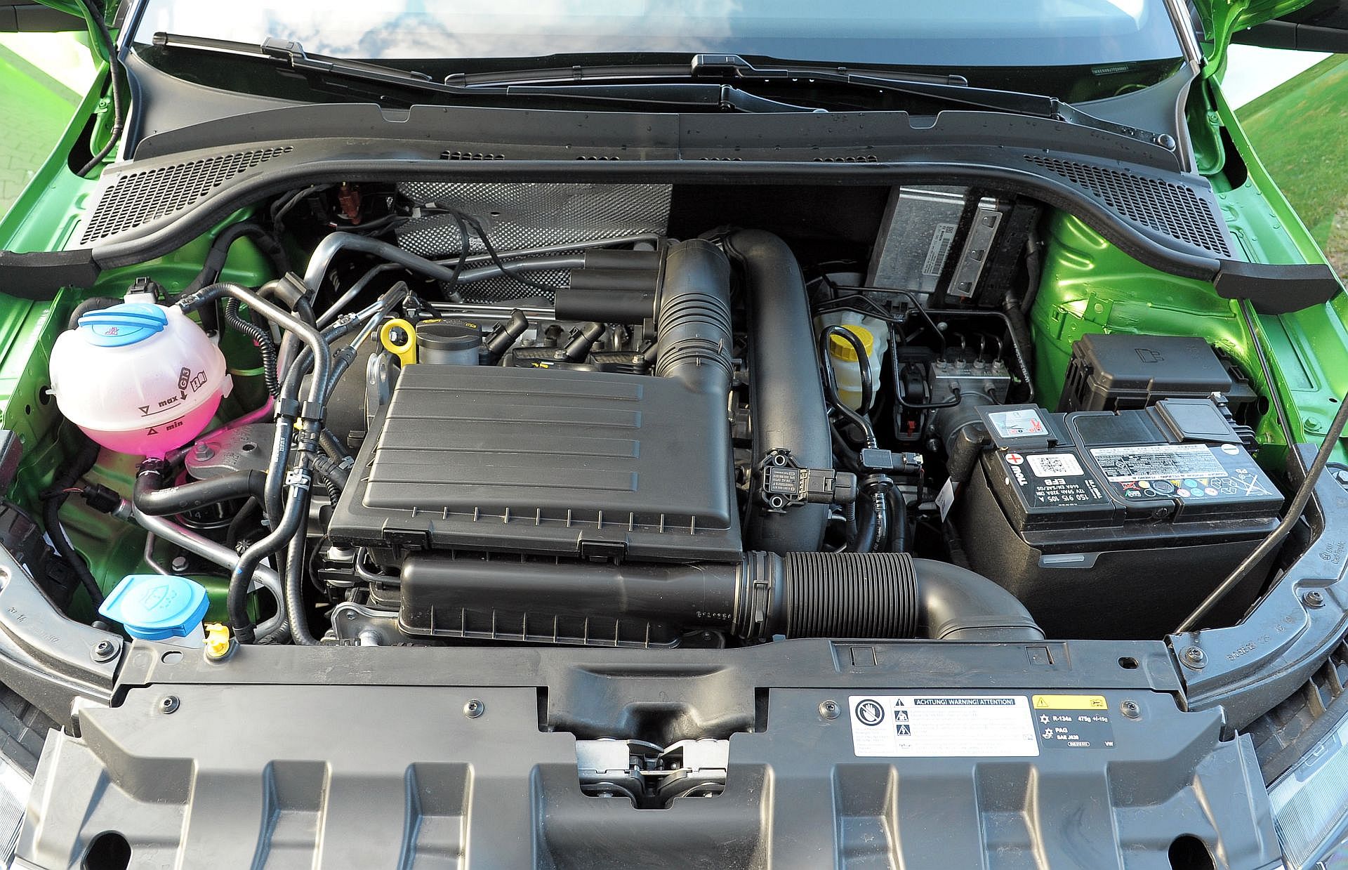 Skoda Fabia II Hatchback - silniki, dane, testy •