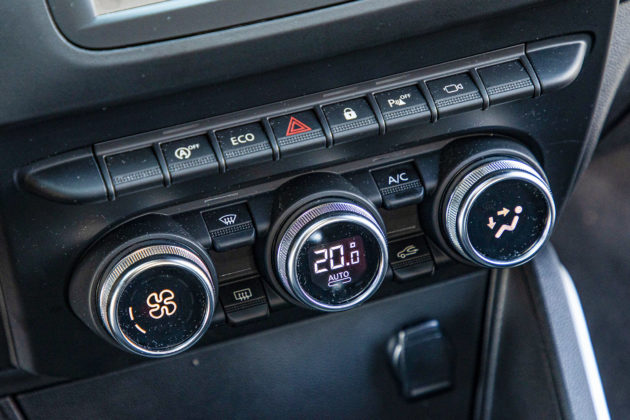 Dacia Duster 1.0 TCE 100 LPG test – panel klimatyzacji