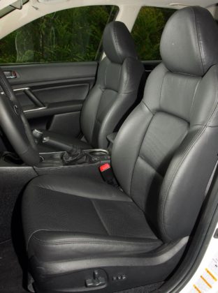 Subaru Legacy IV fotel kierowcy