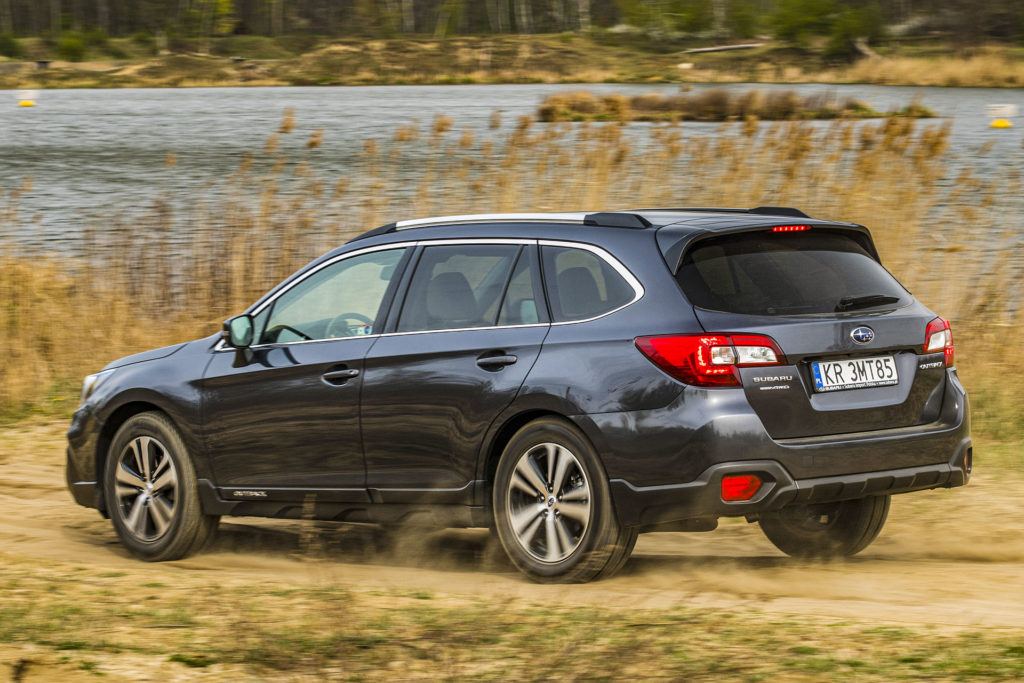 Subaru Outback, Volkswagen Passat Alltrack PORÓWNANIE