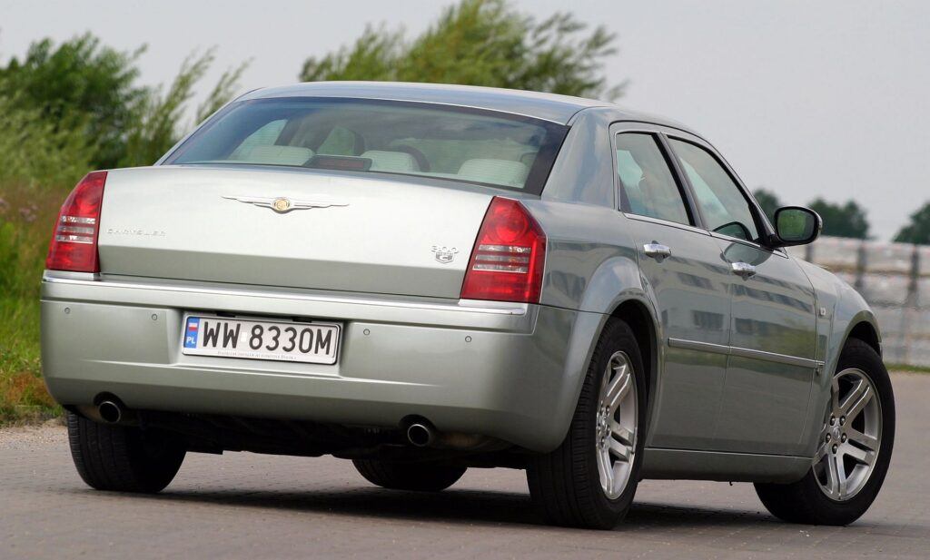 Używany Chrysler 300C (20042011) opinie, dane