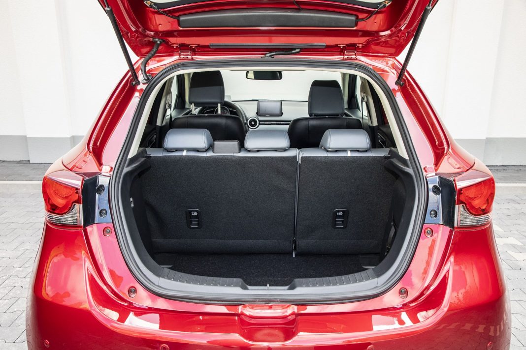 Mazda 2 1.5 Skyactiv-G M Hybrid test 2020 - bagażnik