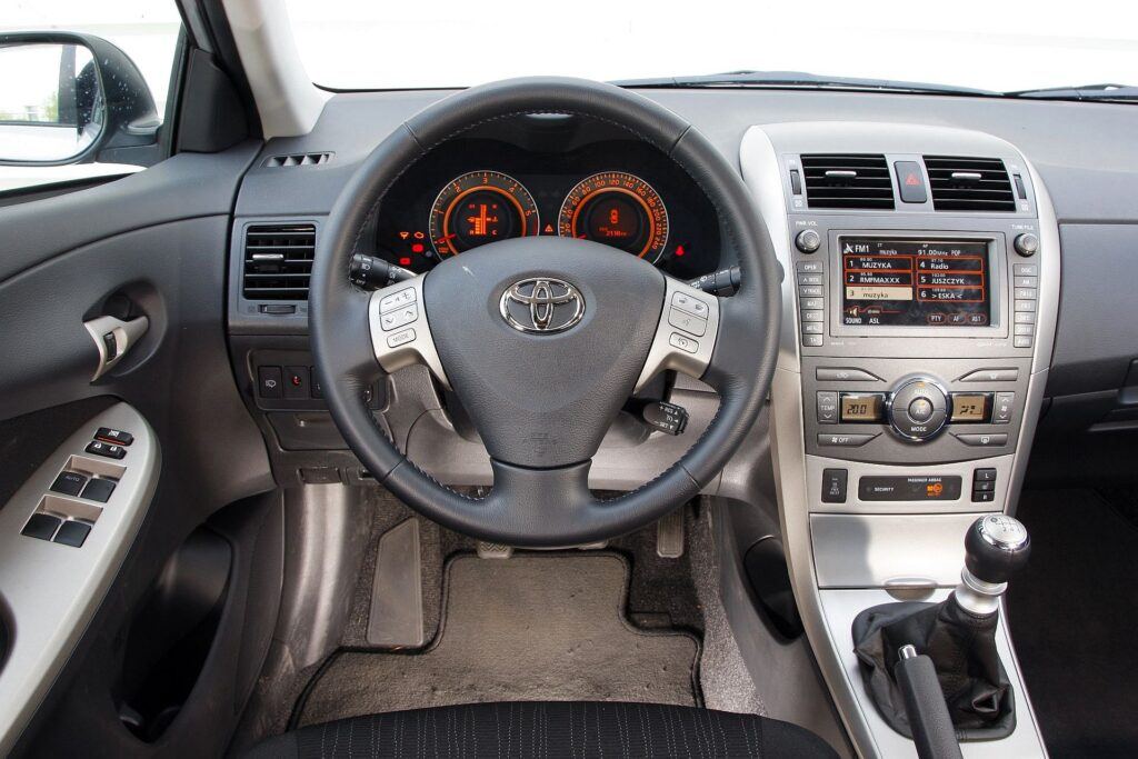 Toyota Corolla X 