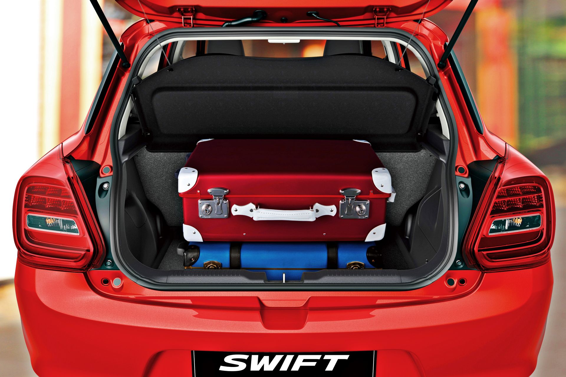 Nowe Suzuki Swift Hybrid (2020). Opis wersji i cennik