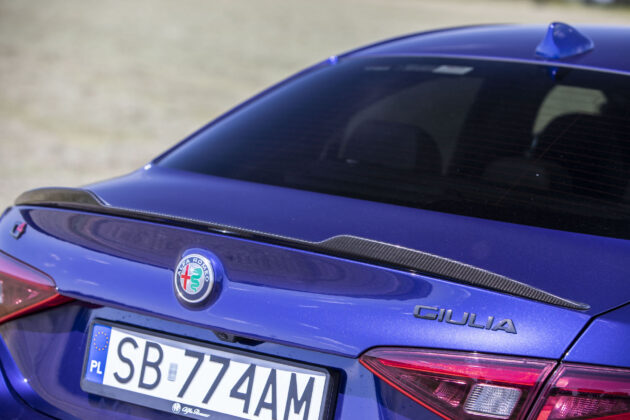 2020 Alfa Romeo Giulia 2.0 GME TB 280 Q4 Veloce – listwa Gurneya