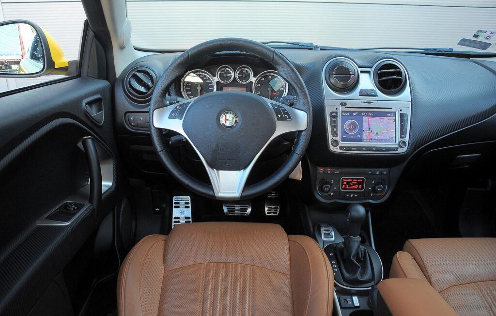 Alfa Romeo MiTo 11