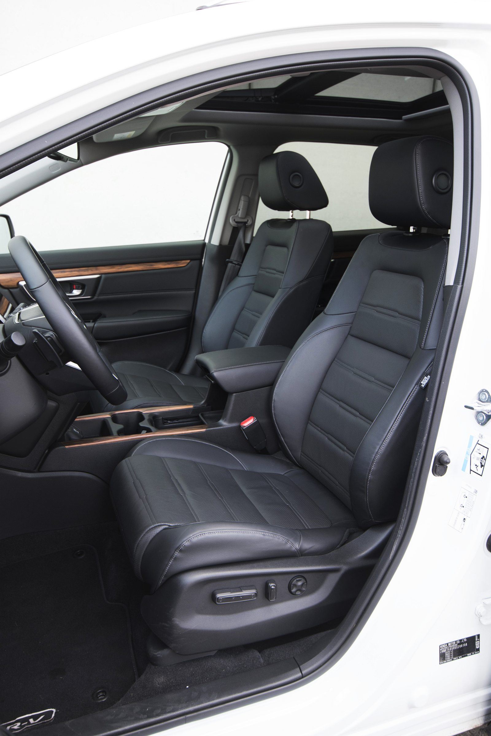 Mocny i oszczędny kompaktowy SUV 4x4 przegląd rynku 2020