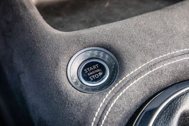 Nissan Juke - przycisk startera