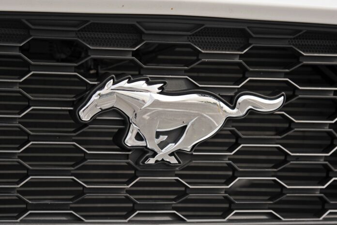 Ford Mustang - logo