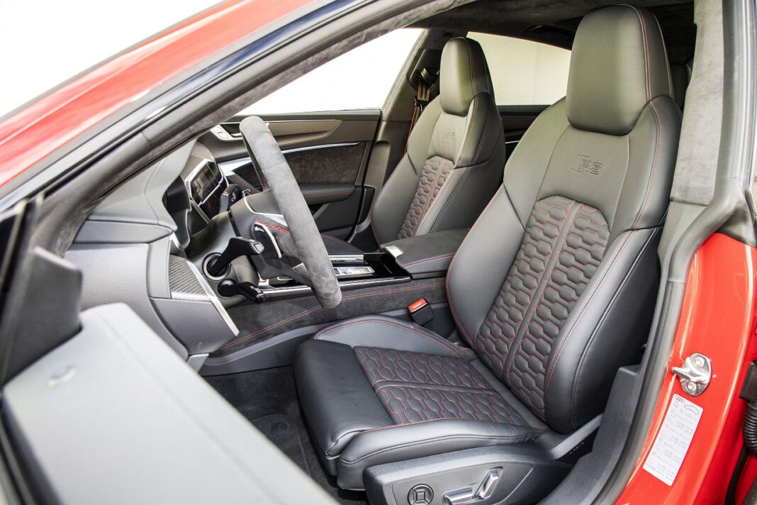 Audi RS 7 Sportback (2020) test fotele przód