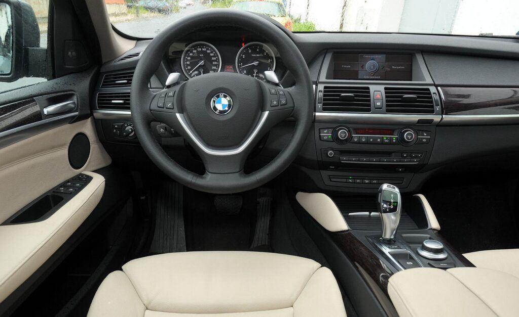 BMW X6 E71 xDrive35i 3.0T R6 306KM 6AT WI2732J 09-2008