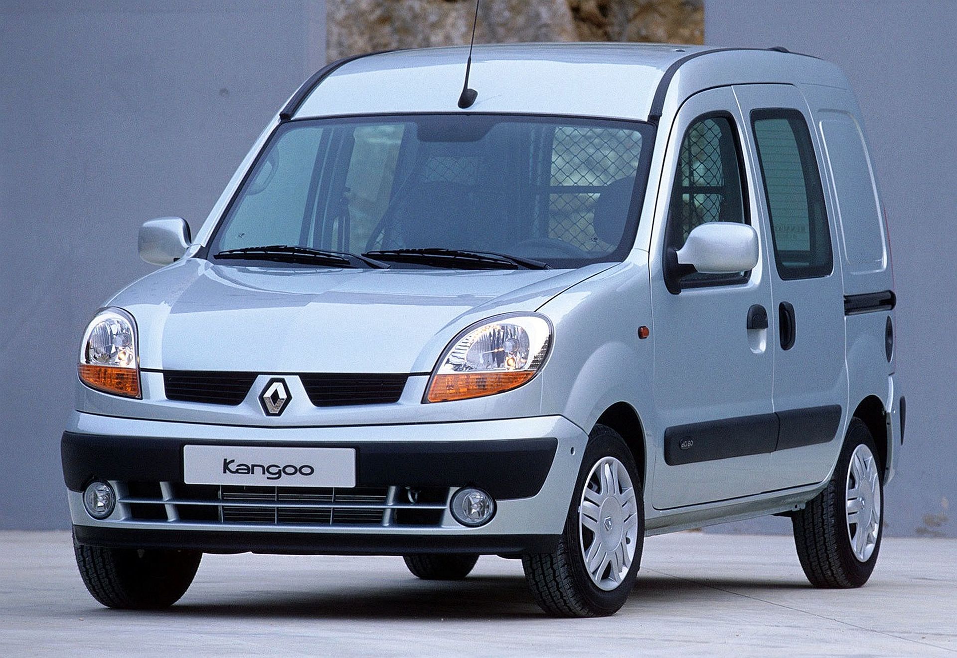 Renault kangoo 1 и 4. Рено Кангу 1. Рено Кангу 2003. Renault Kangoo 2004. Renault Kangoo 2003-2008.