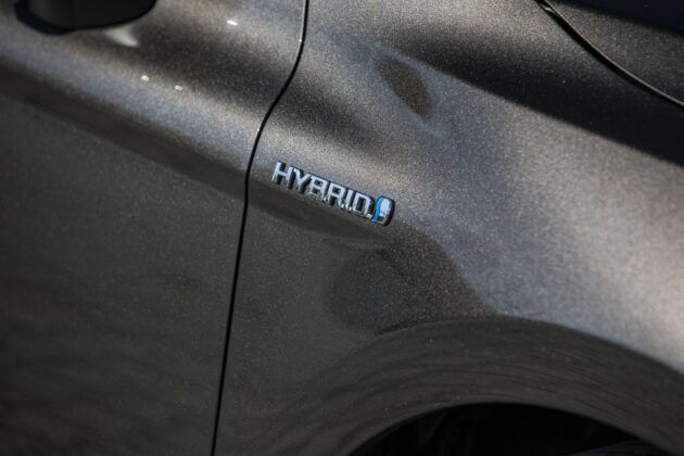 Toyota Camry Hybrid 2020 - test