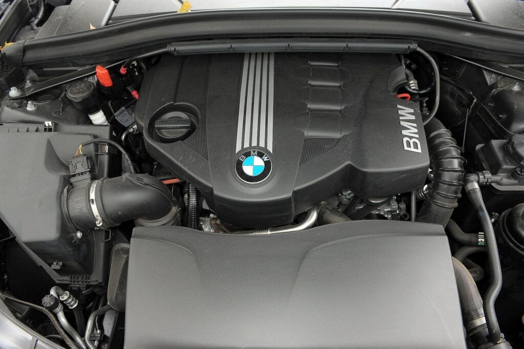 BMW X1 E84 xDrive20d 2.0d 177KM 6AT WY2449V 10-2011