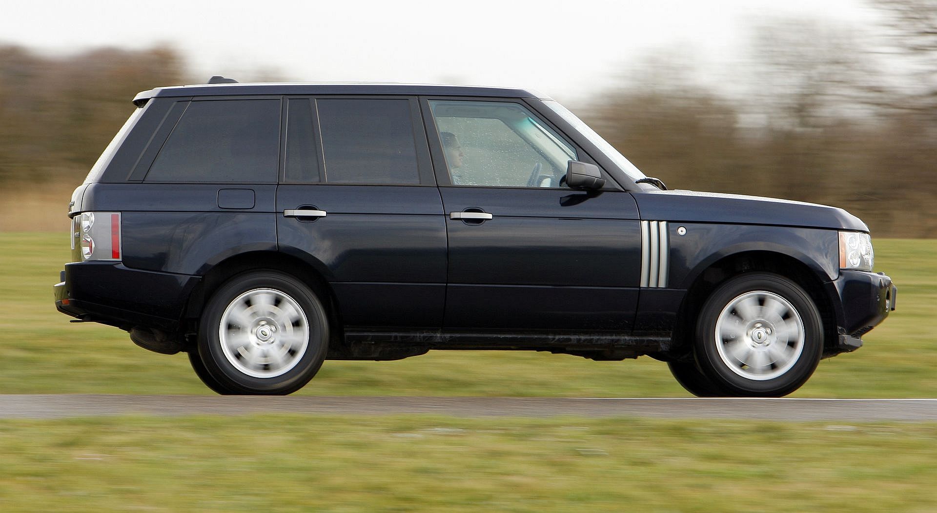 Używany Land Rover Range Rover 3 (L322; 2002-2012) - Opinie, Dane Techniczne, Usterki