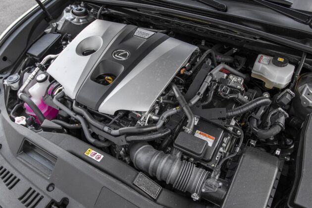 Lexus ES 300h F Sport Edition test 2020 - benzynowy wolnossący silnik o poj. 2,5 l