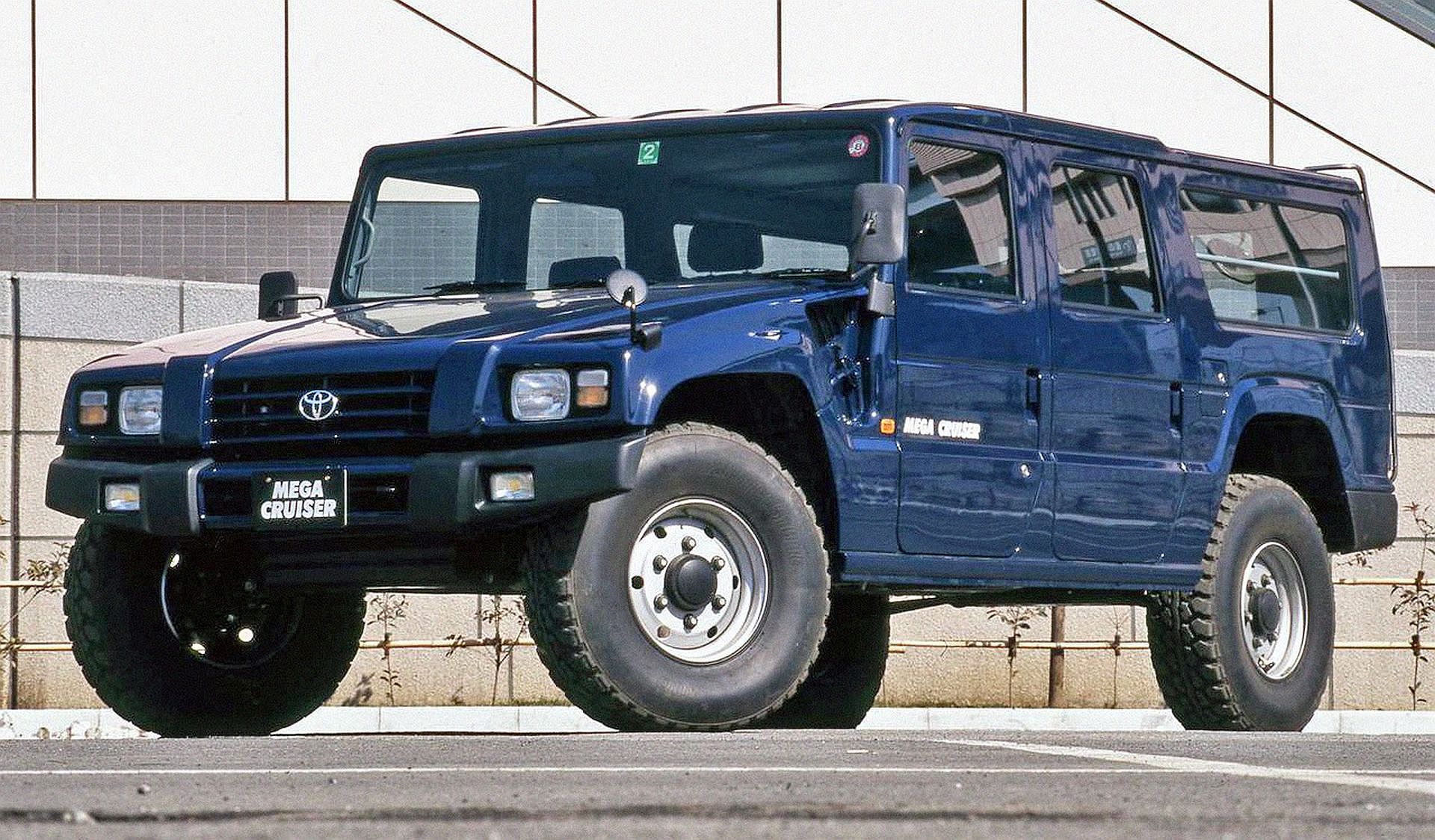 Мега крузер купить. Toyota Mega Cruiser 2018. Toyota Mega Cruiser 1995. Toyota Mega Cruiser bxd20. Toyota Mega Cruiser, 2001.