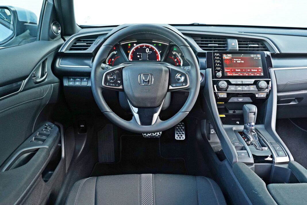 Honda Civic X (2021). Opis wersji i cennik