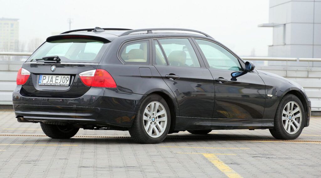 BMW 325d E90 3.0d R6 197KM 6AT WI4015G 12-2007