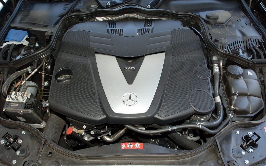 Używany Mercedes klasy E (W211; 20022009) który silnik